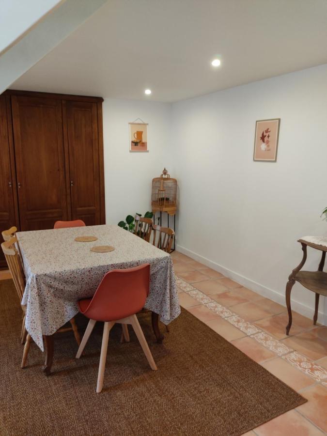 Maison, Calme Avec Cheminee. Botmeur Bagian luar foto